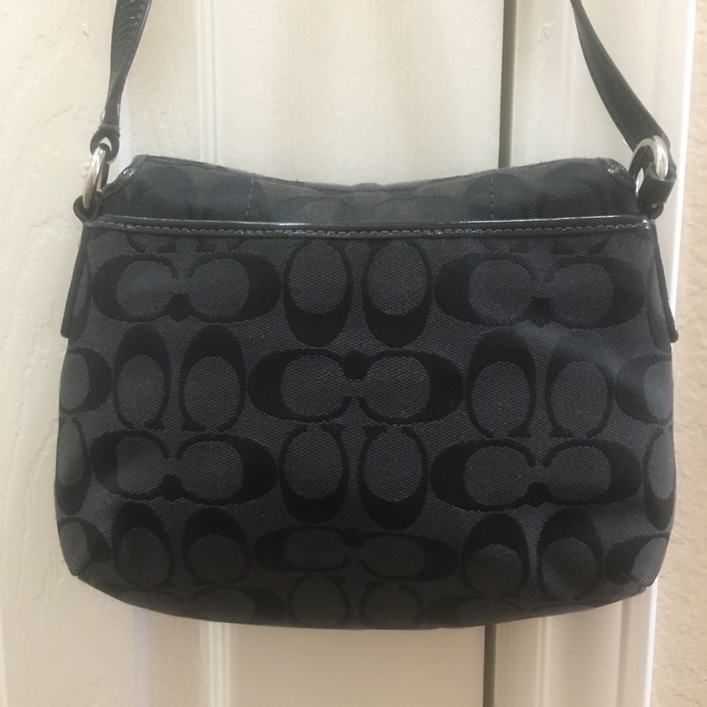 Coach Crossbody - Picture 3 of 6